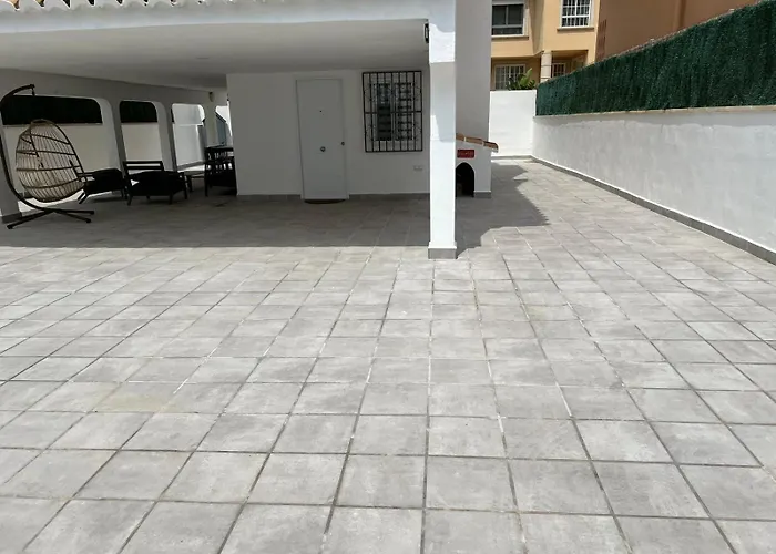 Beachfront Vila